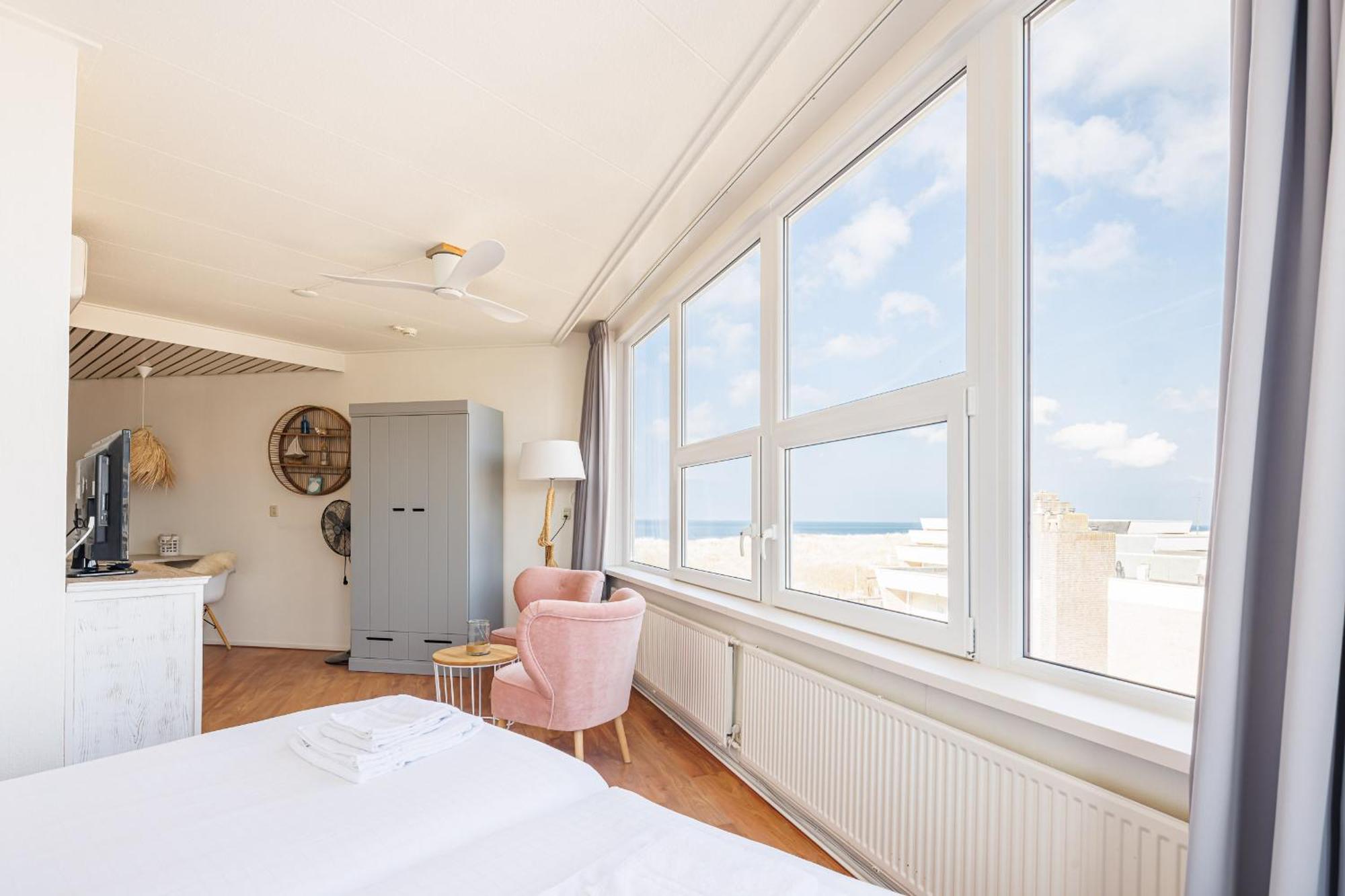 Neptunus Appartementen Bergen aan Zee Δωμάτιο φωτογραφία